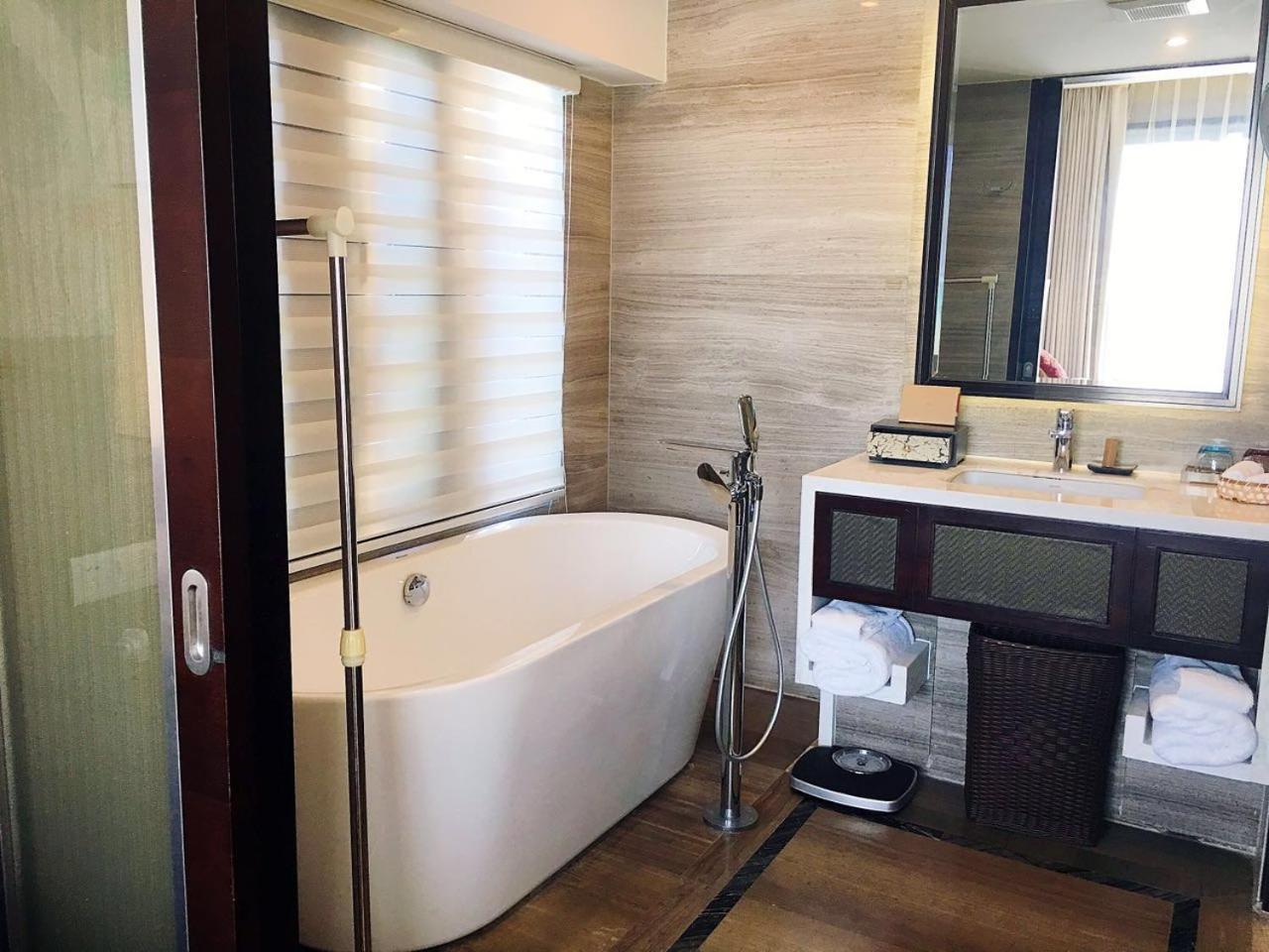 Wuxi Oriental Jiayu Hotel Esterno foto